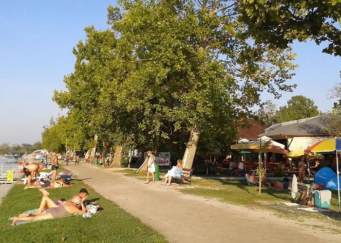 Semesterbostad Pajtas *